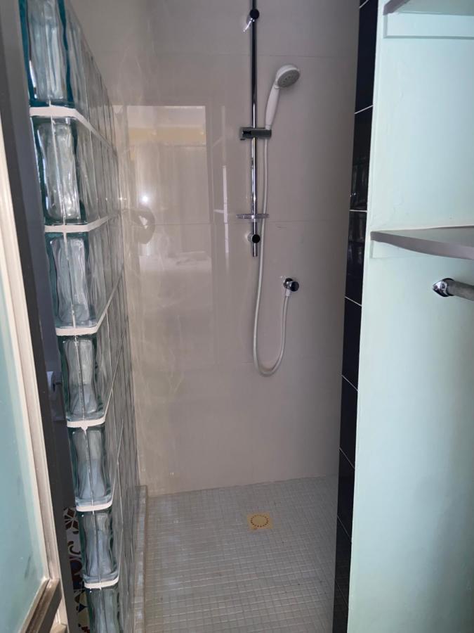 Cozy studio apartment with private jacuzzi Oranjestad Exterior foto
